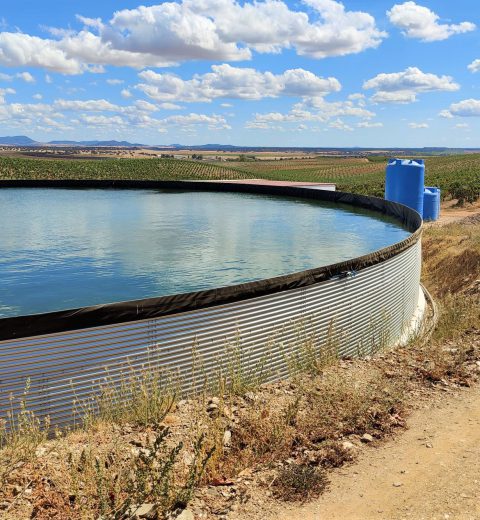 Two 1,7 million liter tanks for vines, almonds and olives, Portugal